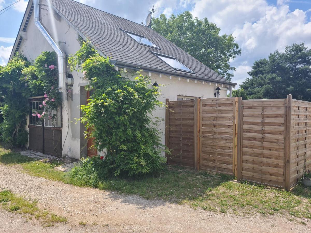 "Gite Les Glycines" Linge Inclus Proche Centre-Ville Blois Exterior photo
